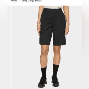 Tilley Endurables Utility Cargo Shorts. Women’s medium. EUC.